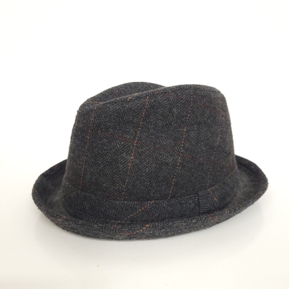 Fedora Impermeable by Weatherproof Grey Plaid pattern Size M/L Hat - Picture 8 of 9